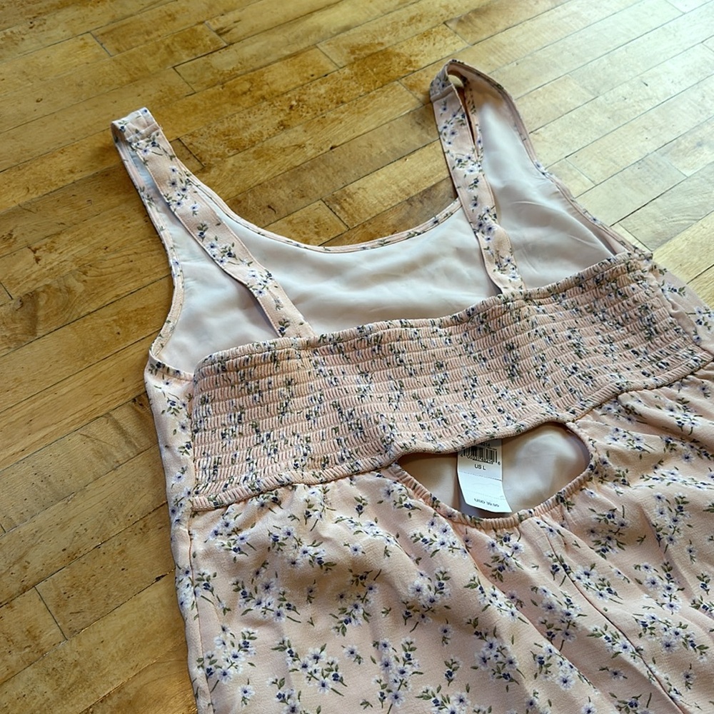AEO Floral Dress - Picture 7 of 8